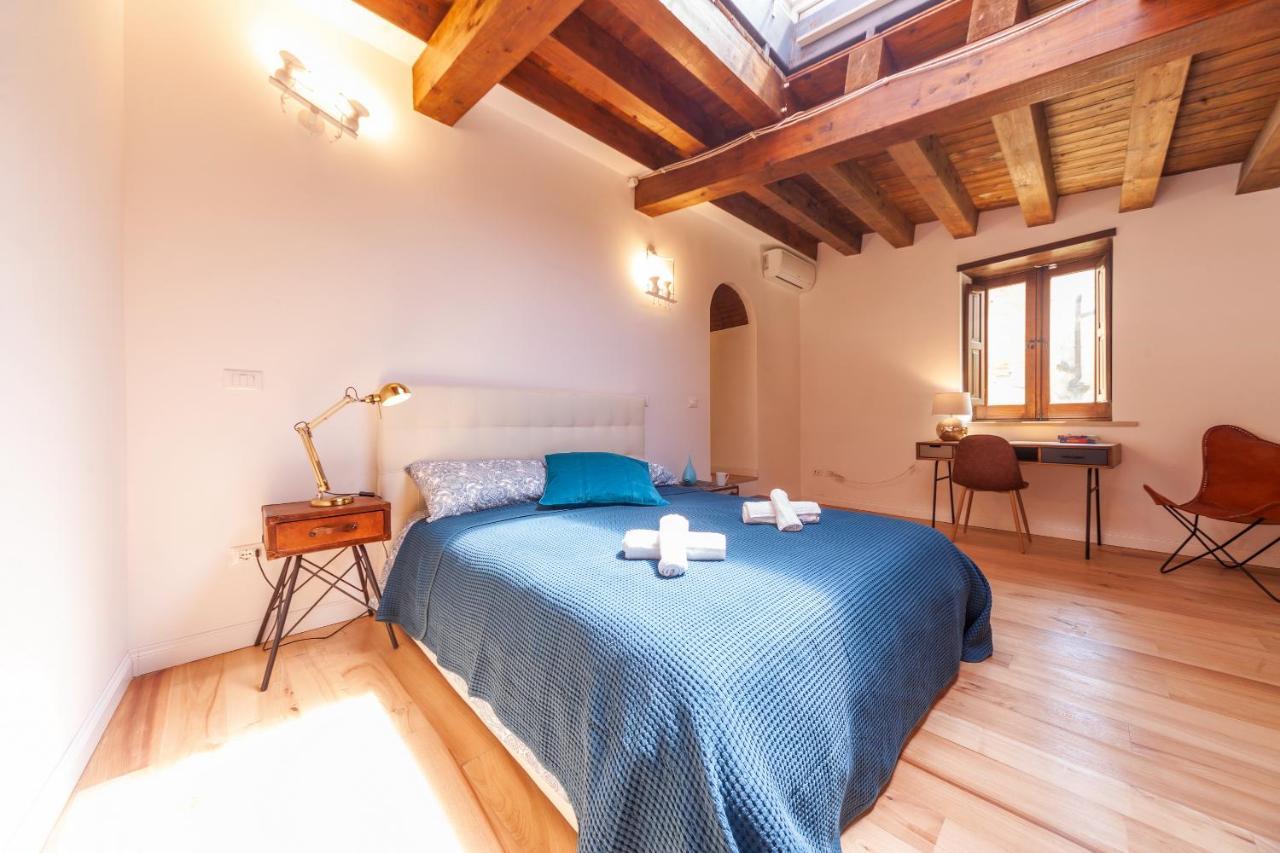 Vakalu-Piazza Duomo Charming Apartment Syracuse Ngoại thất bức ảnh